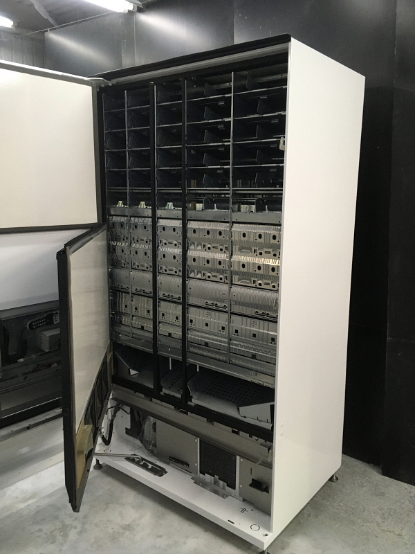 富士電機 2017年 1045mm幅30セレ