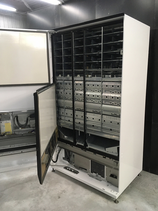 富士電機 2017年 1045mm幅30セレ（DP12755）