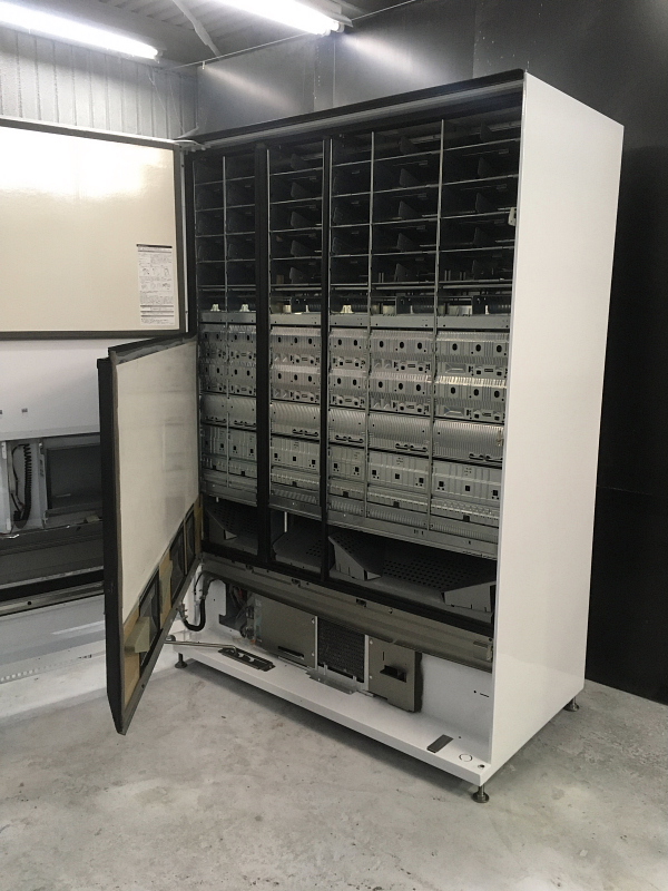 富士電機 2019年 1320幅36セレ3列ペット（DP17136）